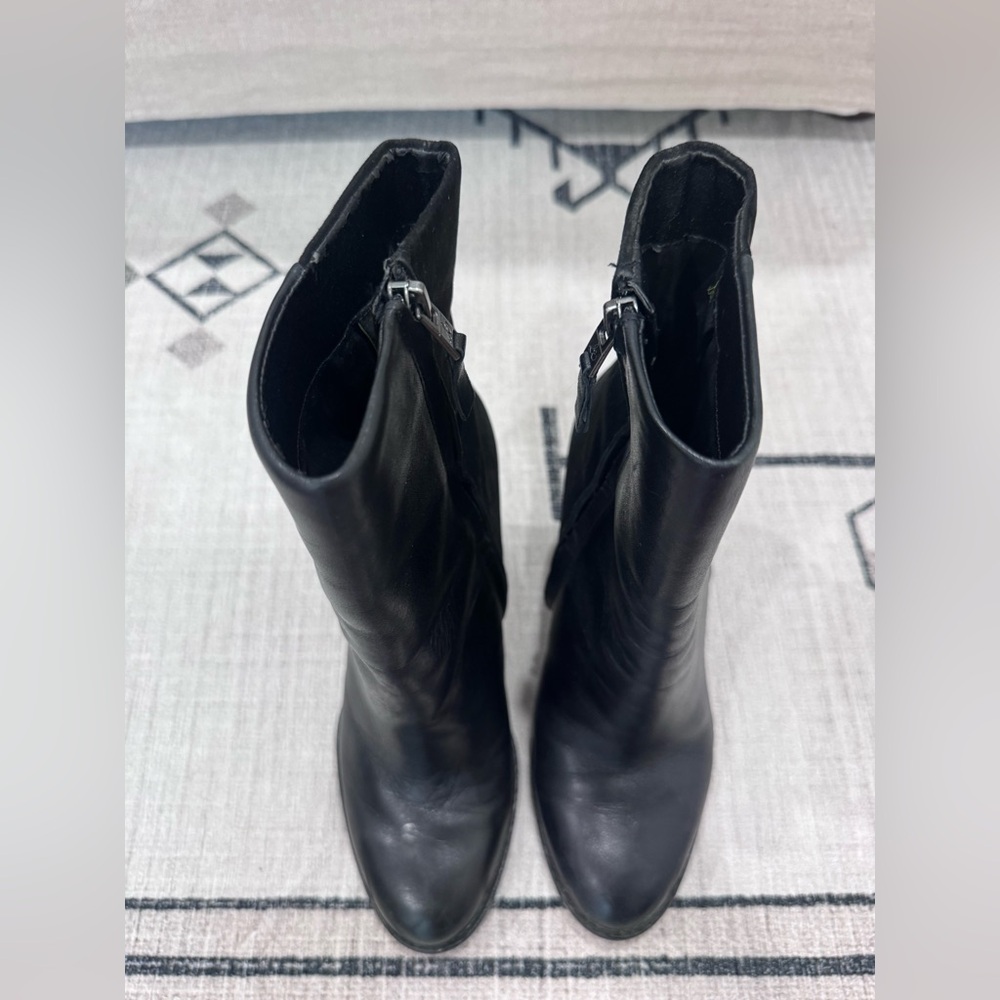 Sam Edelman Black Suede and Leather Ankle Boots Size 8.5 - Picture 4 of 4